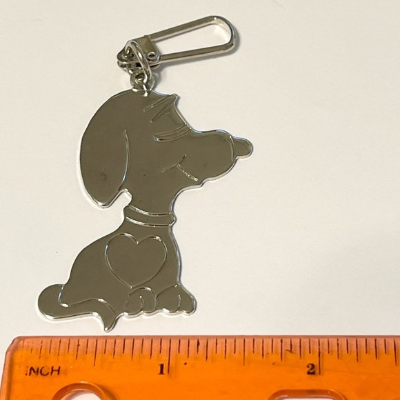 Vintage Snoopy Dog Keychain Keyring Zipper Pull Purse Charm Silver Tone Peanuts - Picture 7 of 8